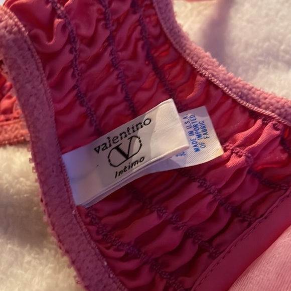 Beautiful VALENTINO Bra in 34 C - Picture 5 of 7